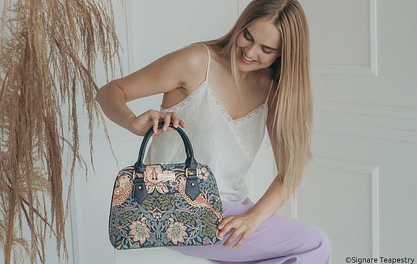 Handtasche im William Morris Design