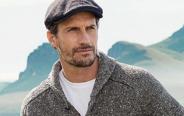 Strickjacke mit Schalkragen