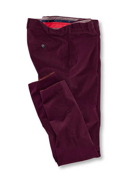 Feincordhose in Burgund-Rot