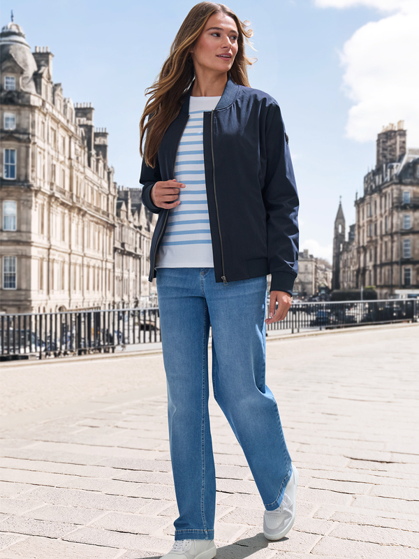 Damenjeans im Five-Pocket-Stil